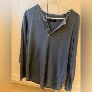 Goodlife Men's Slate Long Sleeve Henley